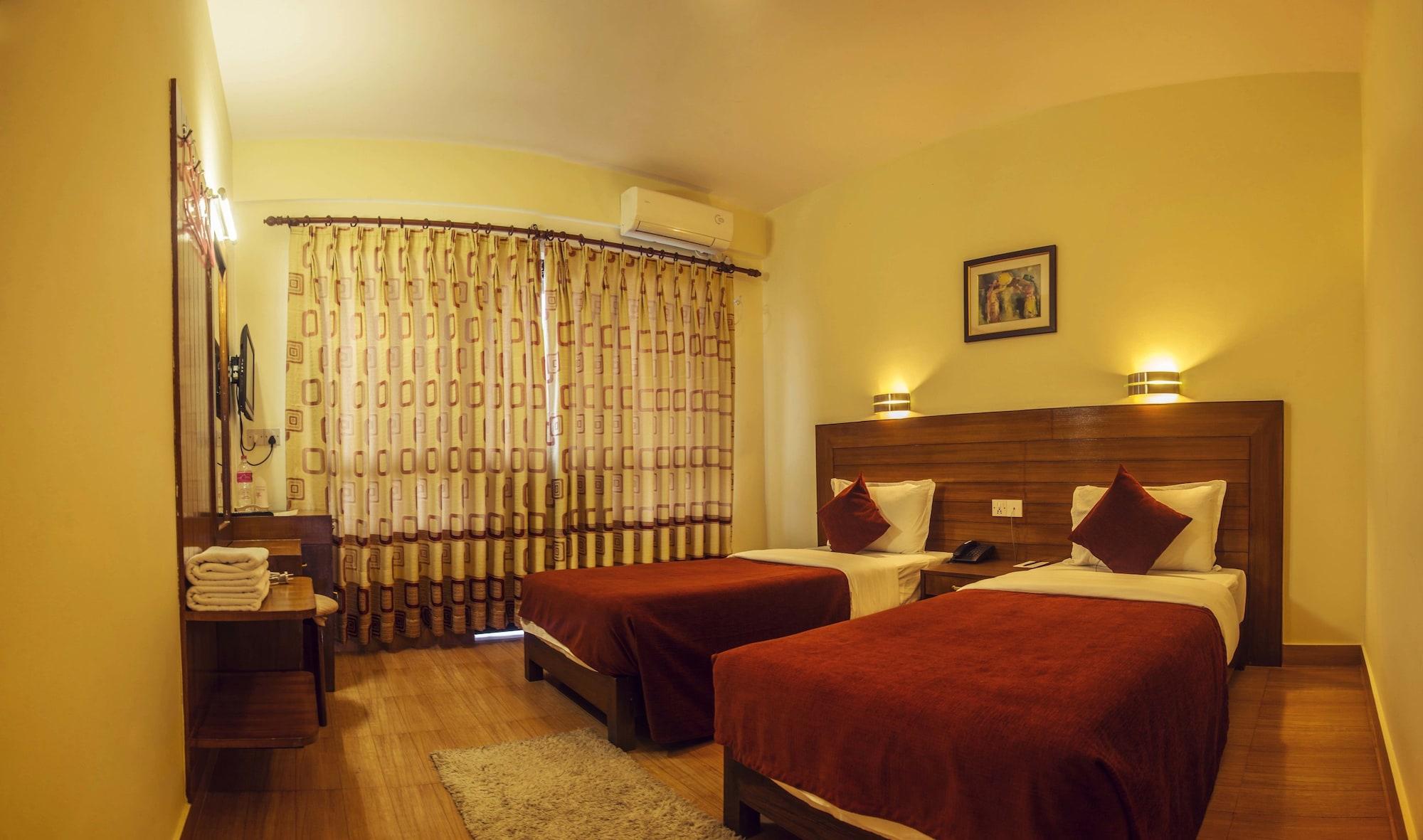 Hotel Tara Pokhara Extérieur photo