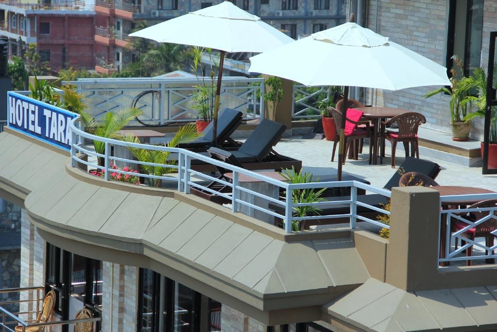 Hotel Tara Pokhara Extérieur photo