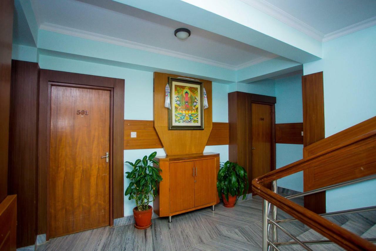 Hotel Tara Pokhara Extérieur photo